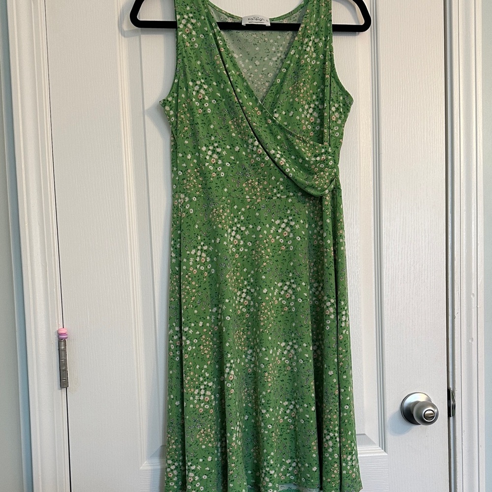 Green Sleeveless Wrap Dress